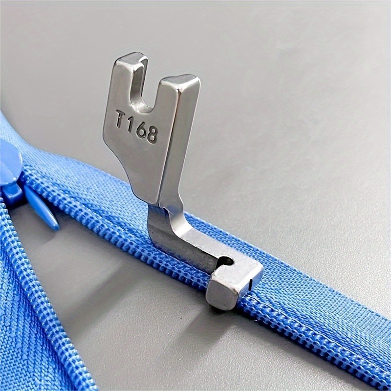 Sewing Factory - 工業用スチール製T168ミシン押さえ金具、片面ジッパー押さえ金具、インビジブルジッパー用アタッチメント、シルバーグレー（ほとんどのM…に適合）