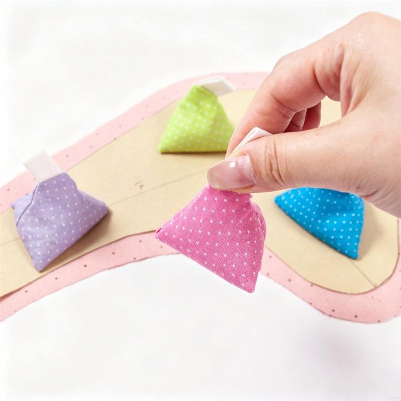縫製とキルティングプロジェクト用のカラフルなドット付き三角形 - Fabric Weight Set のレビューと価格